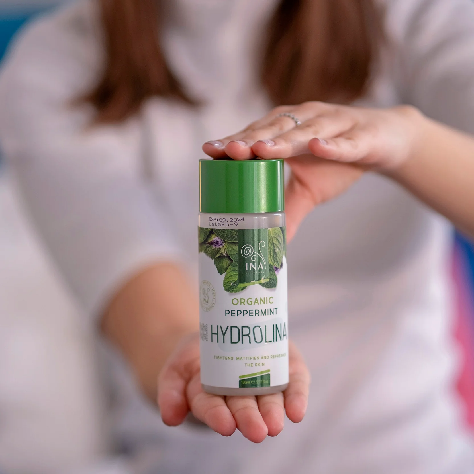 Organiczna woda z Mięty Pieprzowej - Hydrolina do Napinania i Zmatowienia skóry - Image 3