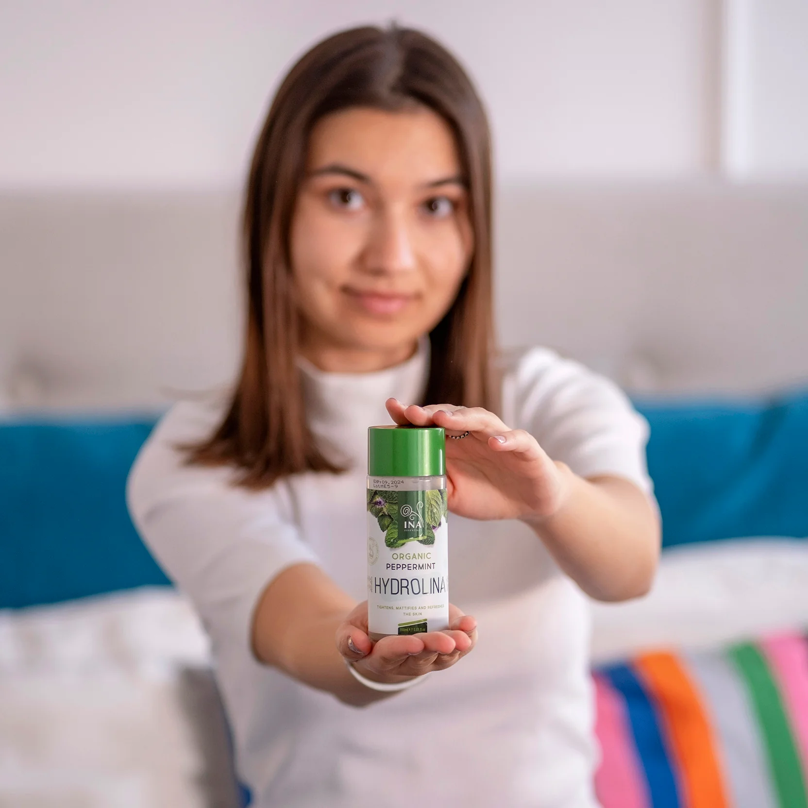 Organiczna woda z Mięty Pieprzowej - Hydrolina do Napinania i Zmatowienia skóry - Image 4