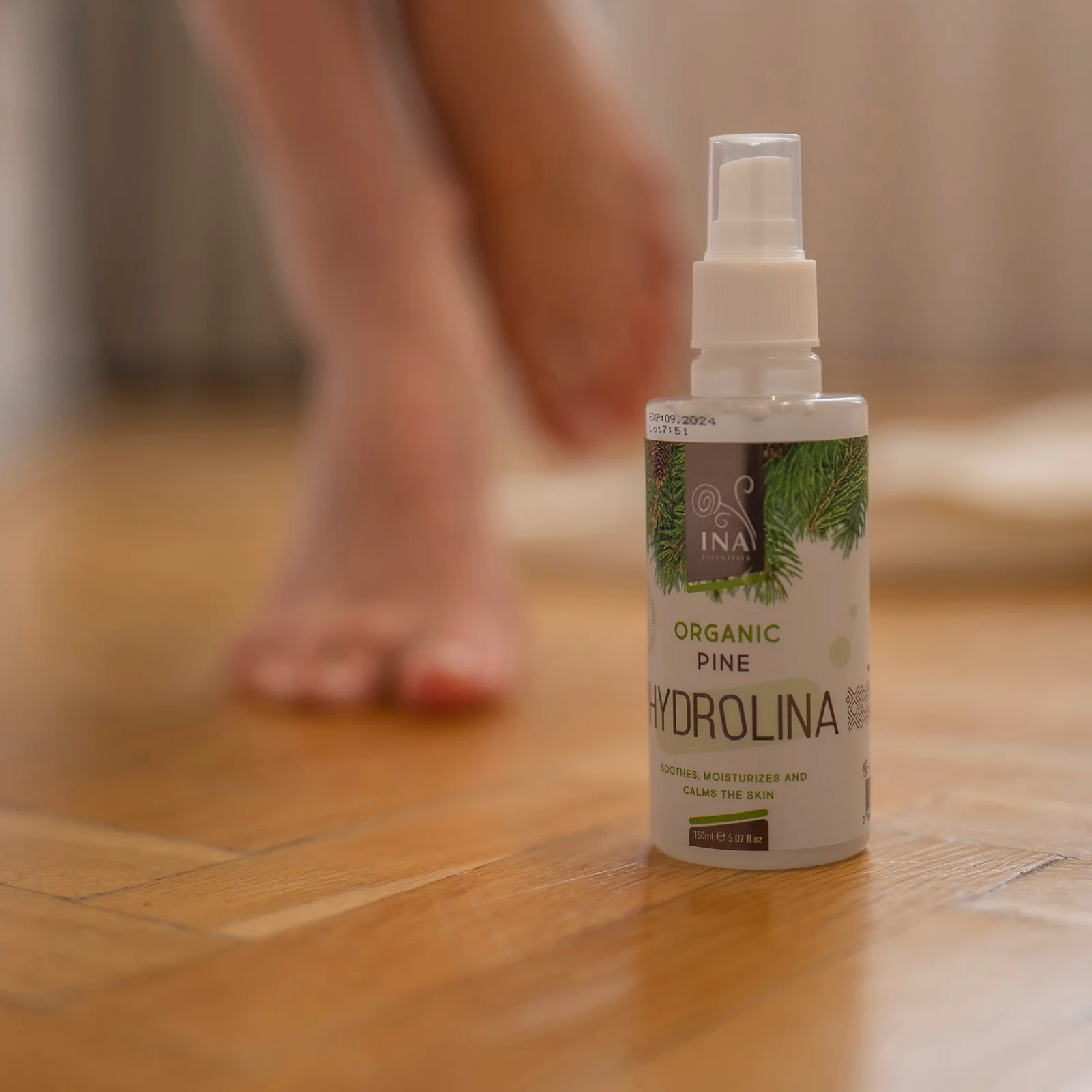Organiczna woda Sosnowa - Hydrolina - Spray na Grzybicę paznokci i Śmierdzące stopy - Image 4